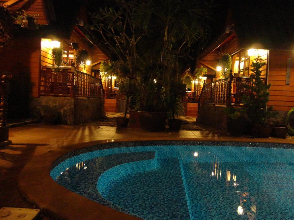 Bungalow Phuket Pantai Kamala Luaran gambar
